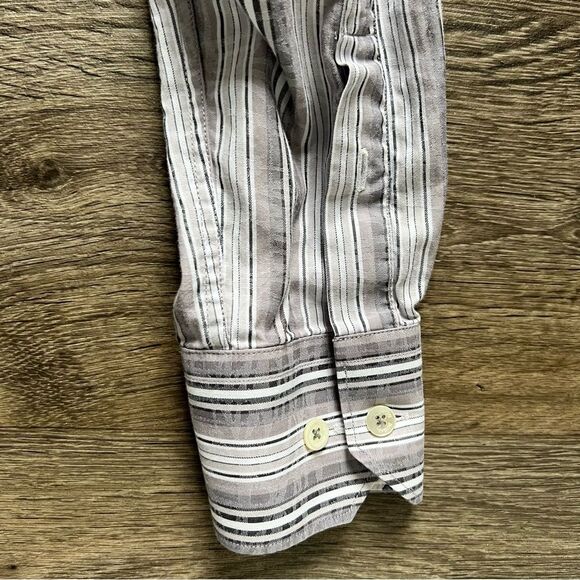 Bugatchi Uomo Shaped Fit Button Front Gray White Striped Shirt Men's size Medium - Picture 8 of 10